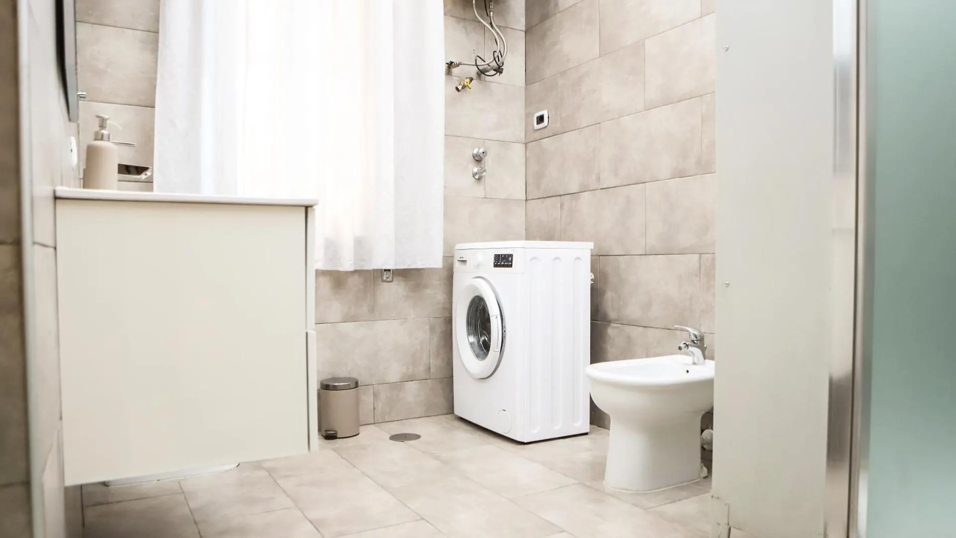 Quiet Apartment In The Rione Sanita In The Toto District Naples